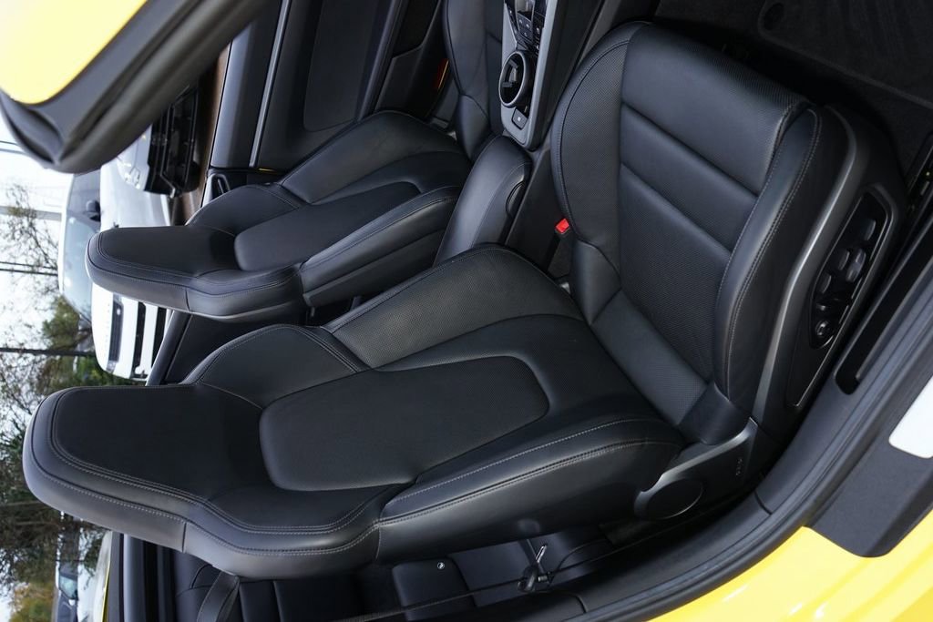 Used 2021 Porsche 911 Carrera image 11