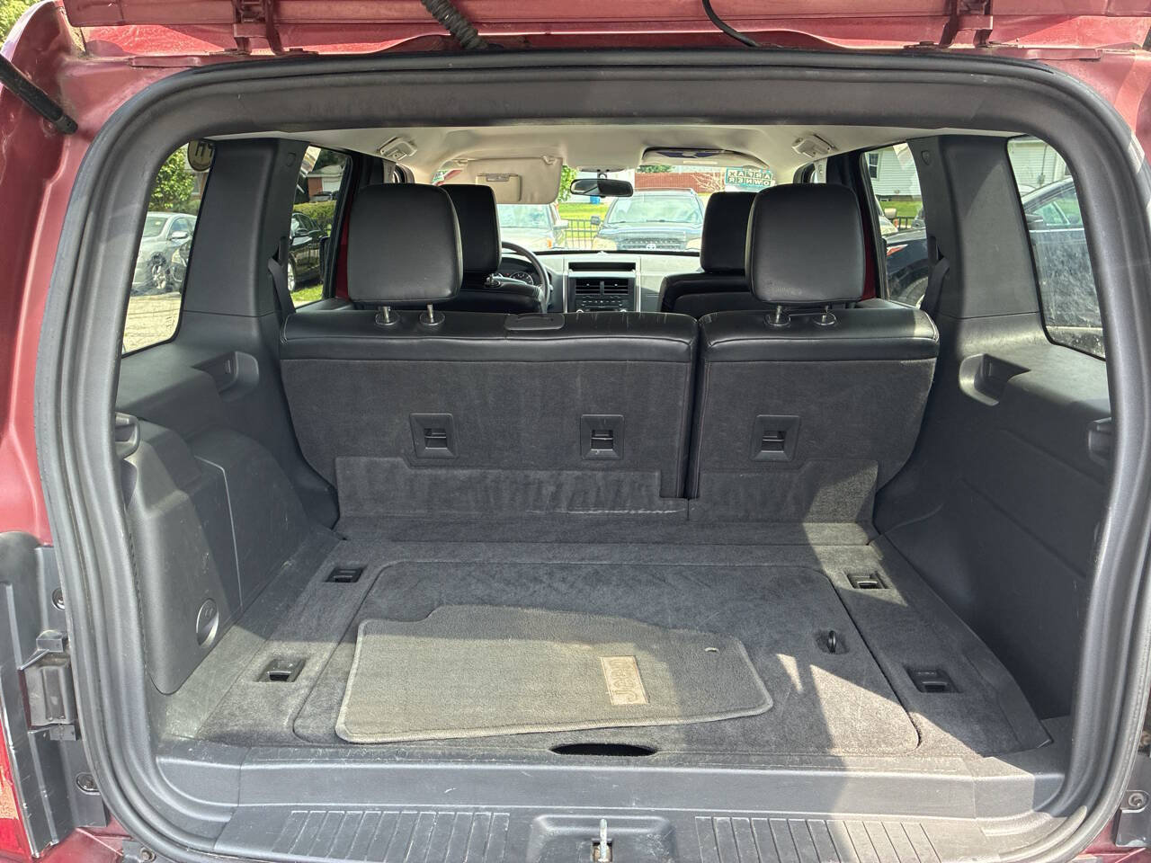 Used 2009 Jeep Liberty Sport w/ Popular Equipment Group AWD/4WD image 15