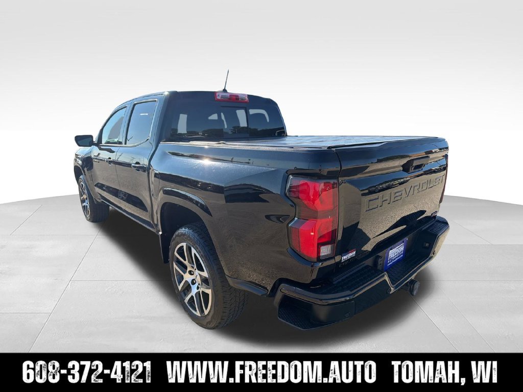 Used 2023 Chevrolet Colorado Z71 w/ Z71 Convenience Package 2 AWD/4WD image 3
