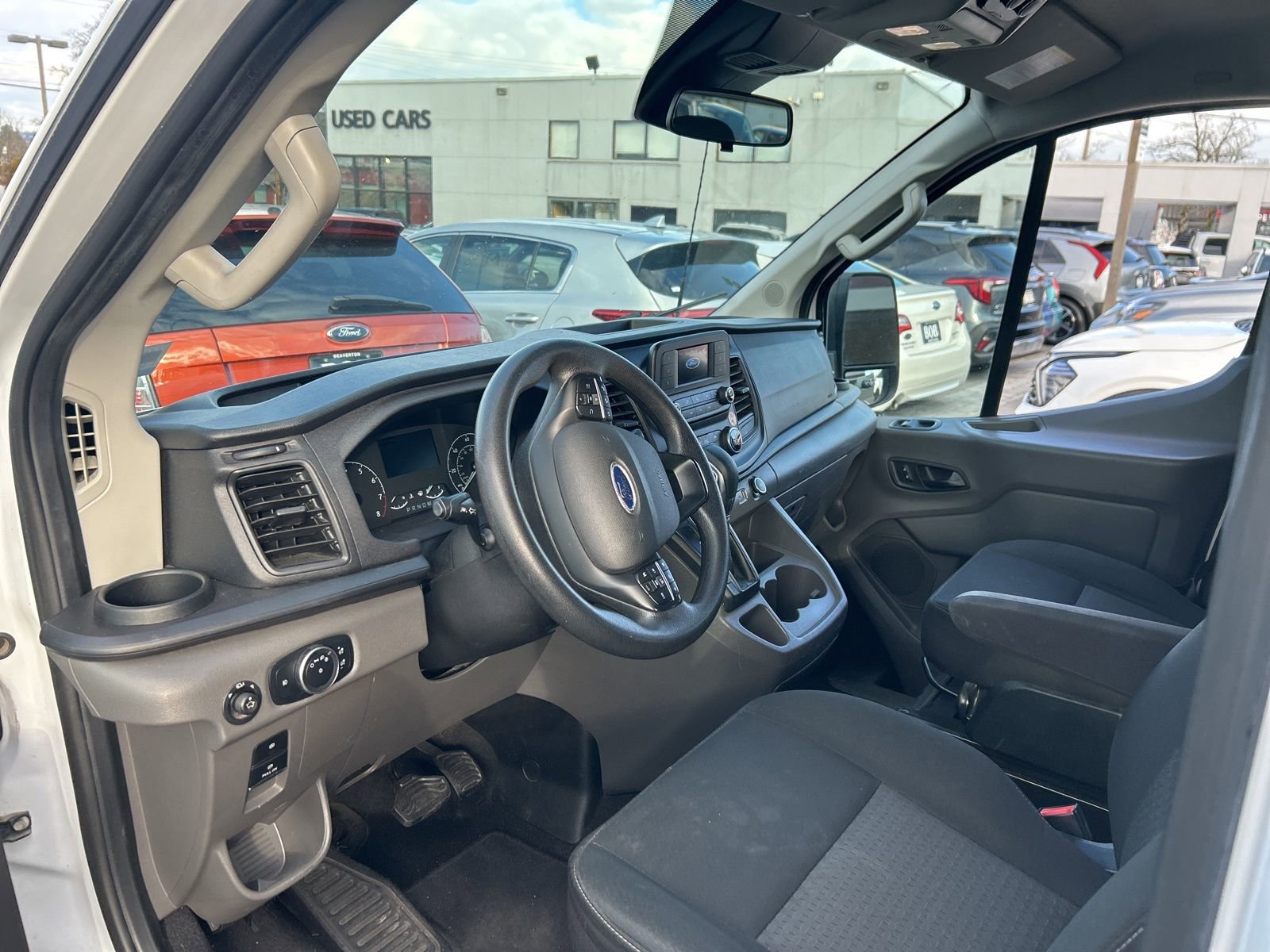 Used 2021 Ford Transit 350 XLT image 5