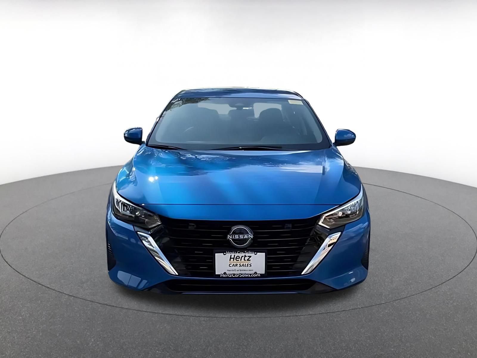 Used 2025 Nissan Sentra SV FWD image 4