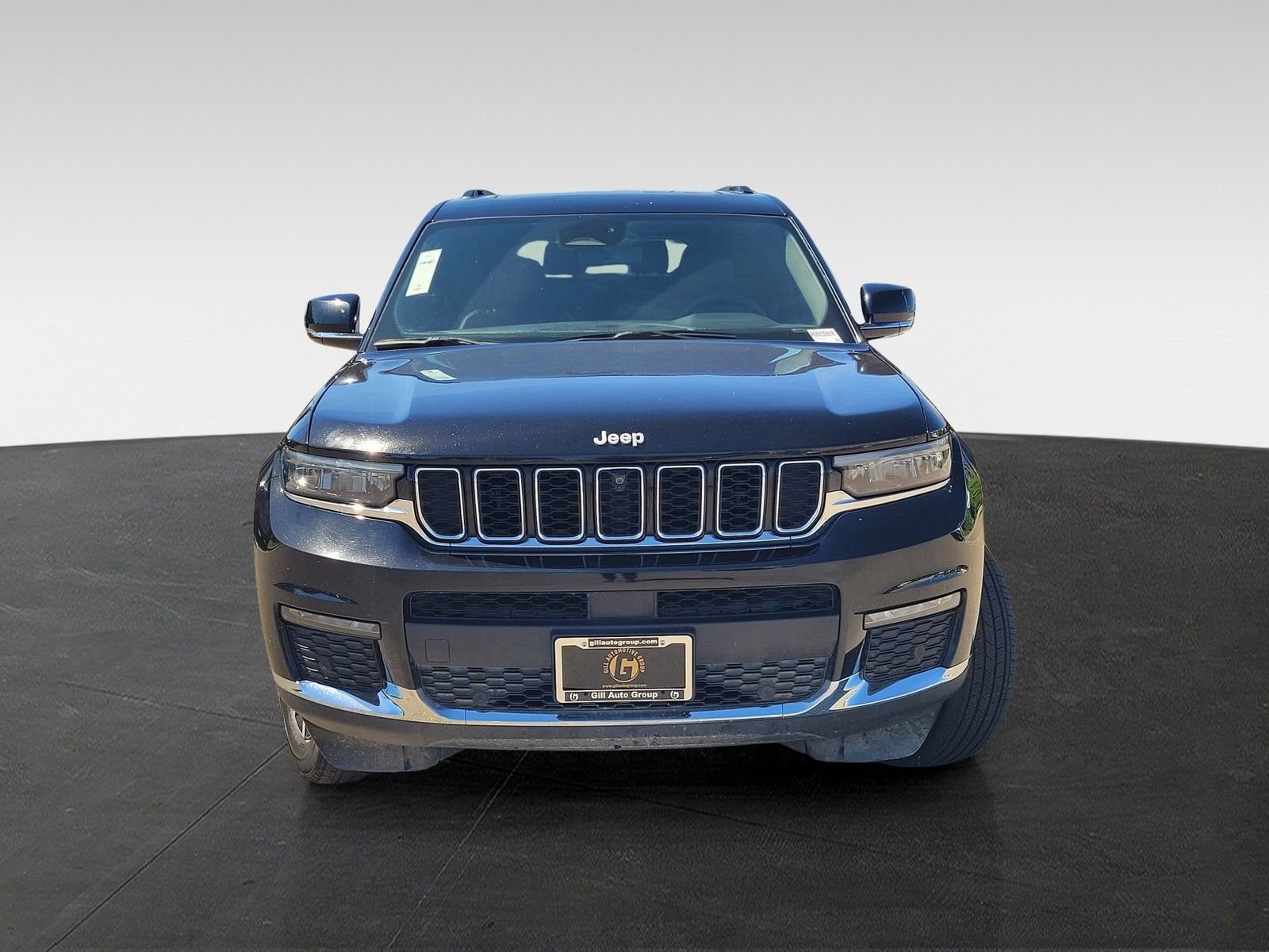 Used 2024 Jeep Grand Cherokee L Limited w/ Luxury Tech Group II AWD/4WD image 2
