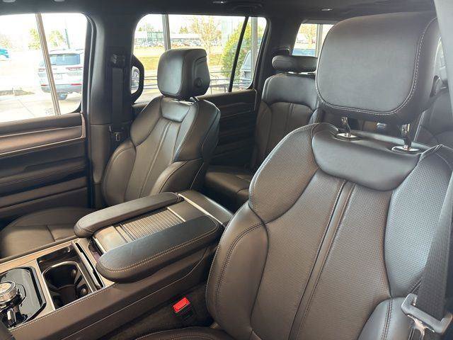 New 2026 Jeep Grand Wagoneer Limited w/ Premium Group II AWD/4WD image 7