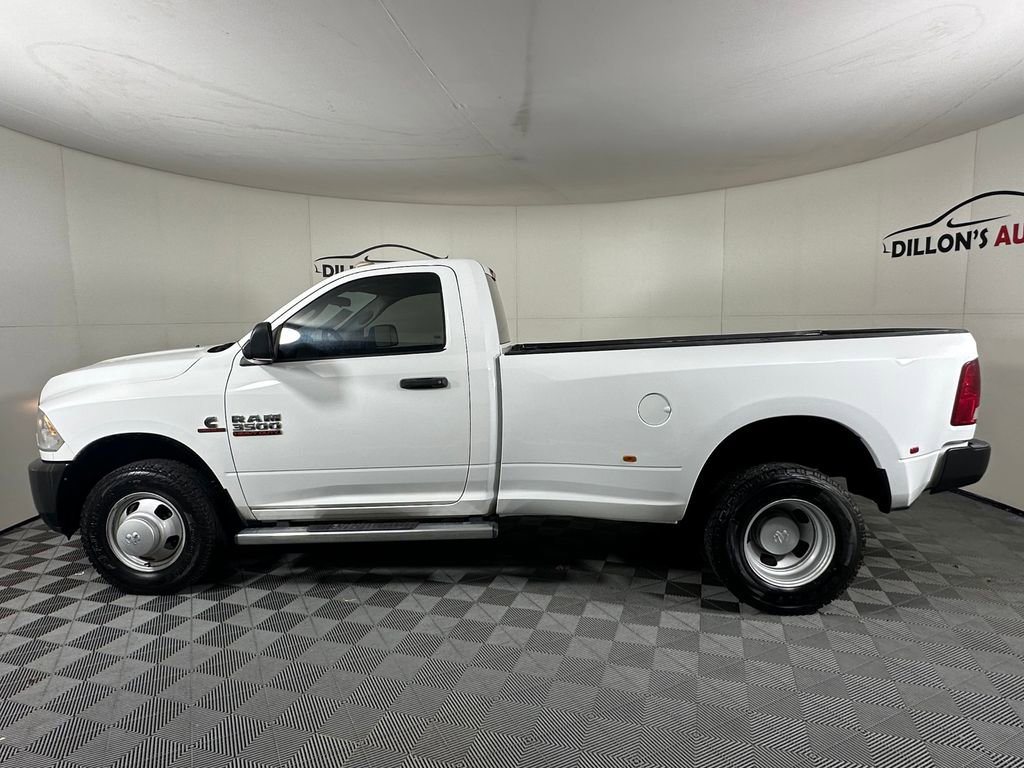 Used 2016 RAM 3500 Tradesman RWD image 3
