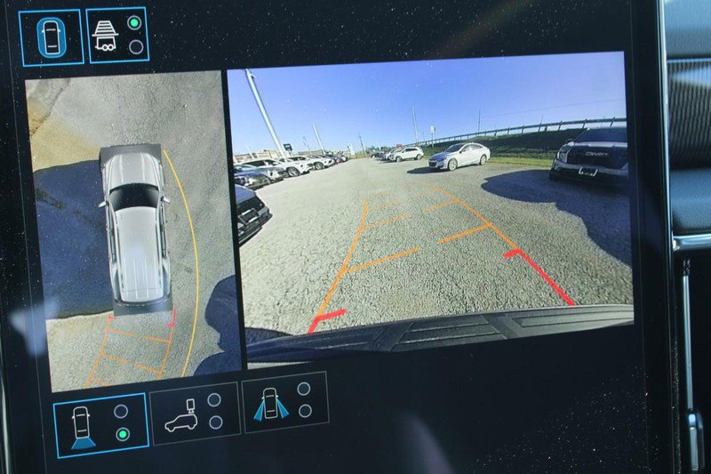 New 2026 GMC Yukon Elevation w/ LPO, Floor Liner Package image 10