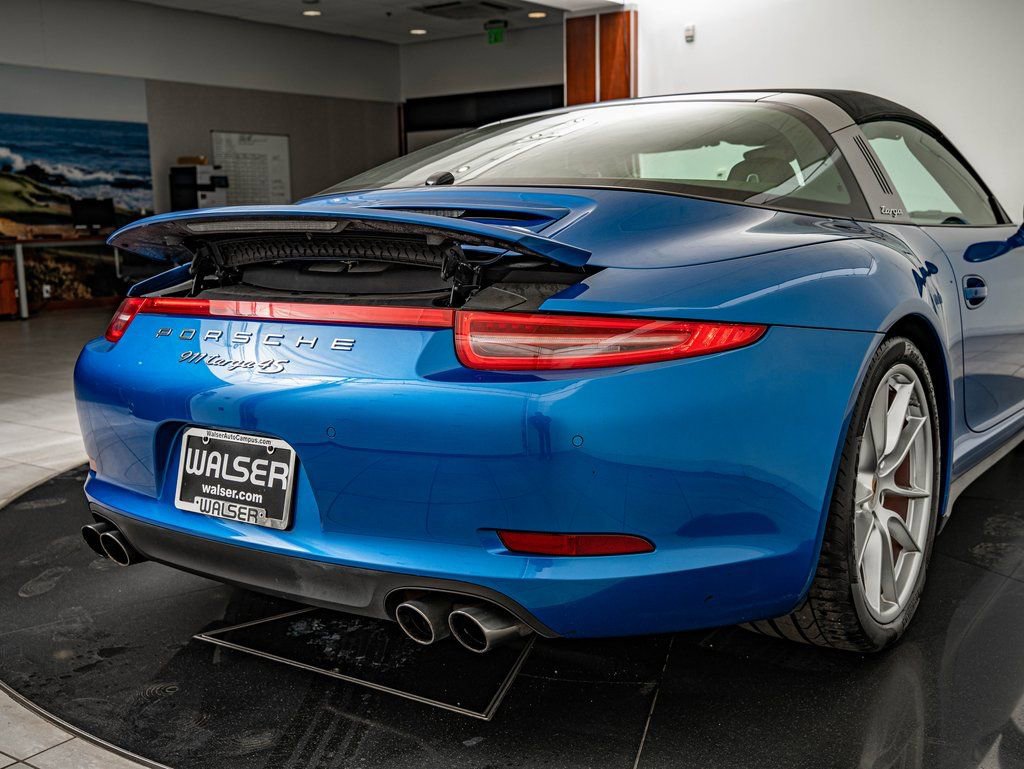 Certified 2015 Porsche 911 Targa 4S image 25