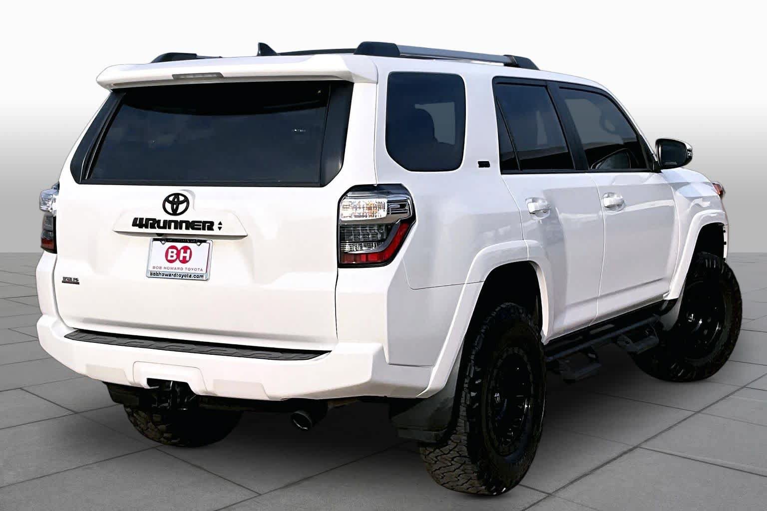 Used 2023 Toyota 4Runner SR5 Premium w/ Moonroof Package AWD/4WD image 13