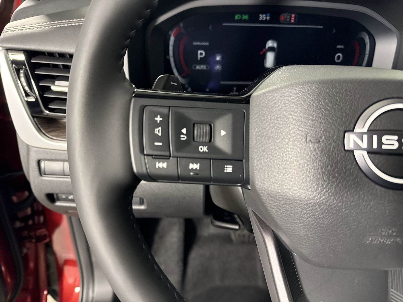 New 2026 Nissan Rogue Platinum w/ Platinum Premium Package image 13