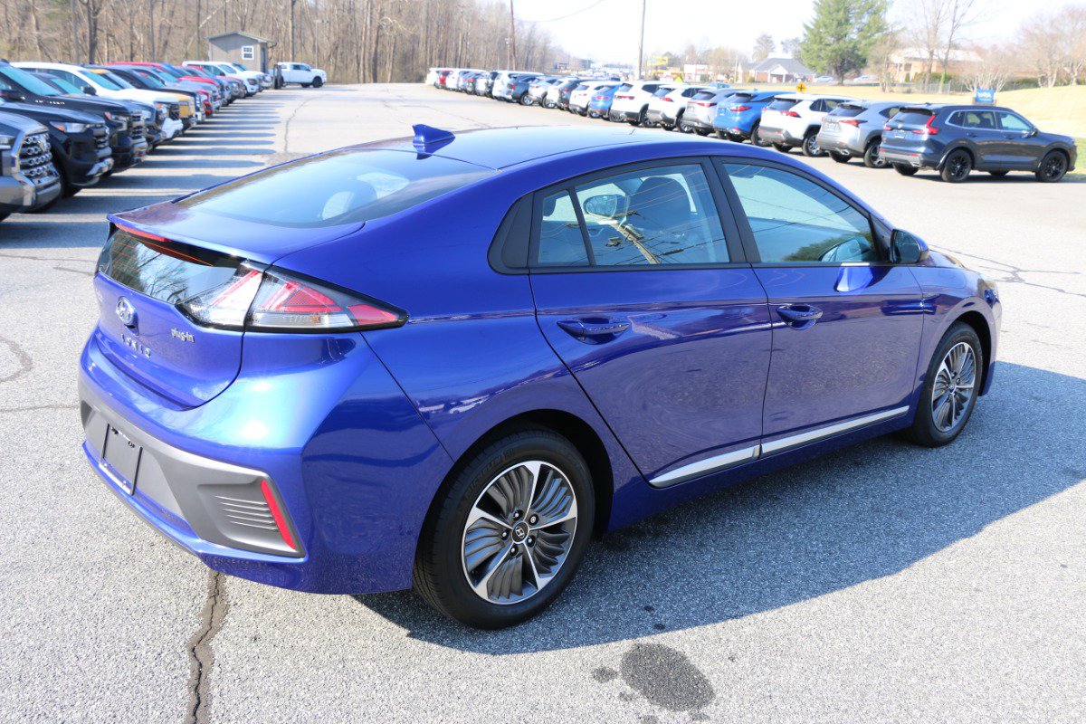 Used 2021 Hyundai Ioniq SE FWD image 8