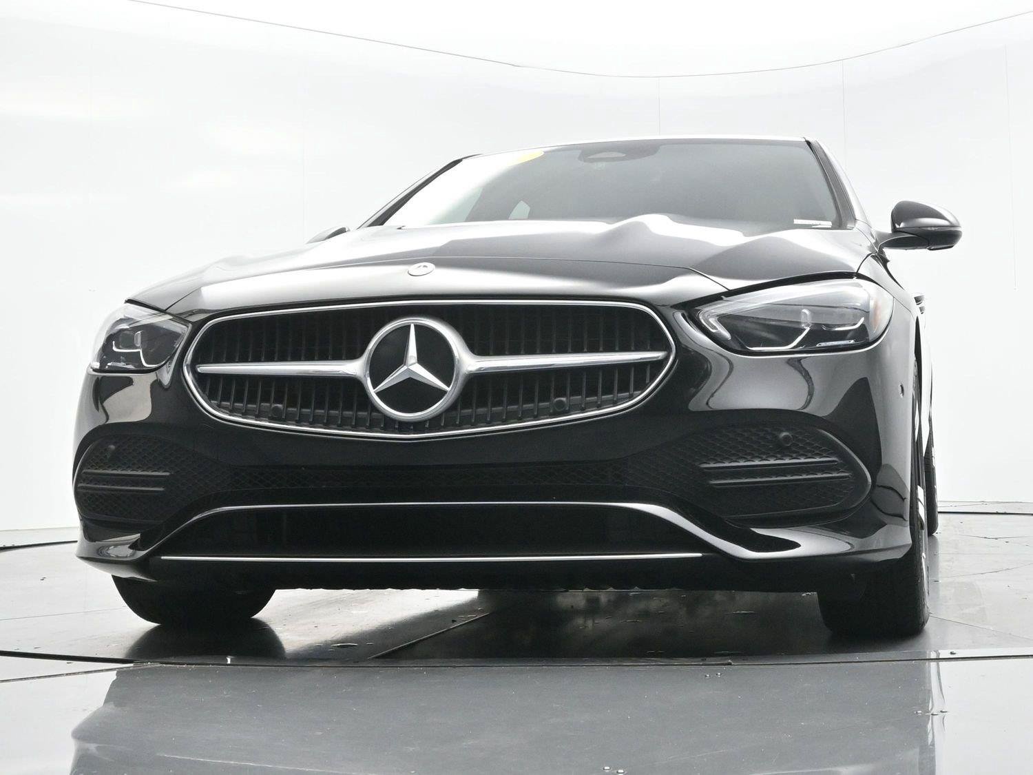 Used 2025 Mercedes-Benz C 300 4MATIC Sedan image 43
