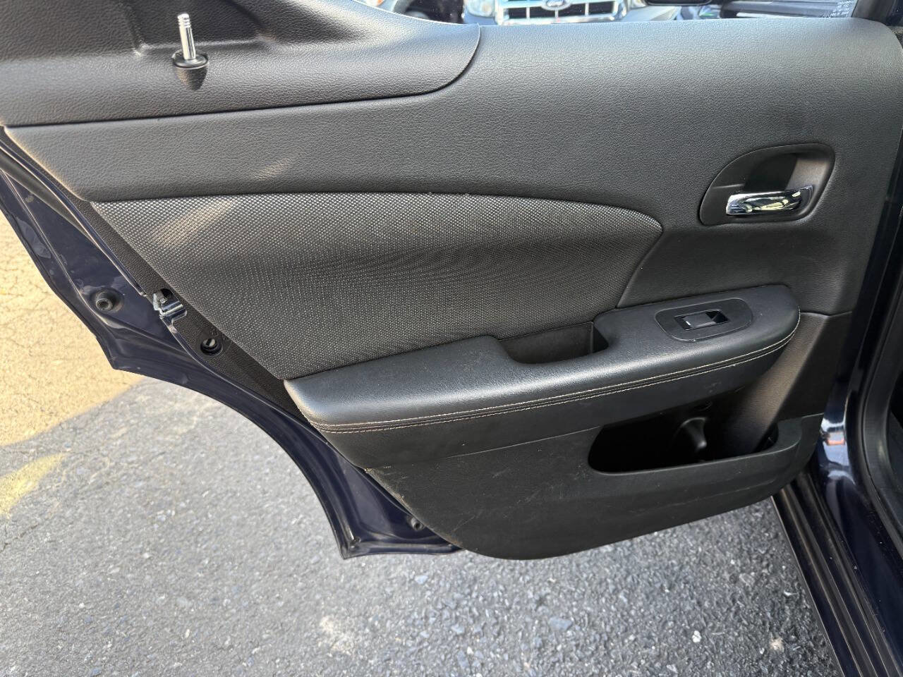 Used 2012 Dodge Avenger SXT FWD image 18