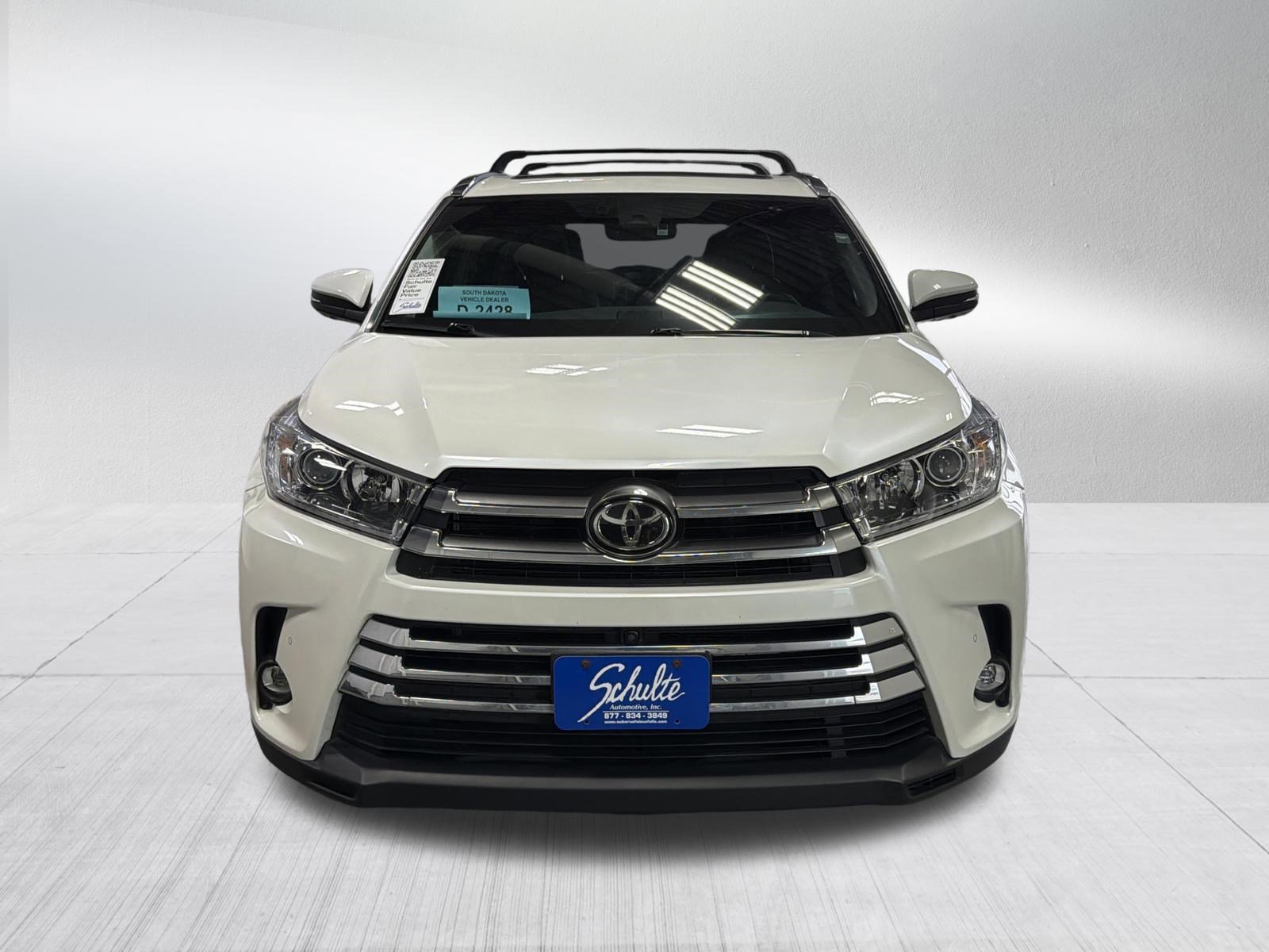 Used 2019 Toyota Highlander Limited Platinum w/ Protection Package #3 image 2