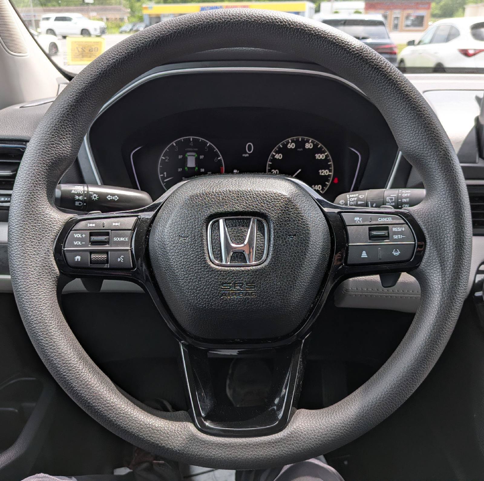 Certified 2023 Honda Pilot LX image 15