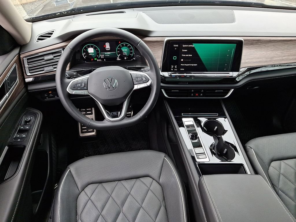 Certified 2025 Volkswagen Atlas SEL Premium R-Line AWD/4WD image 12