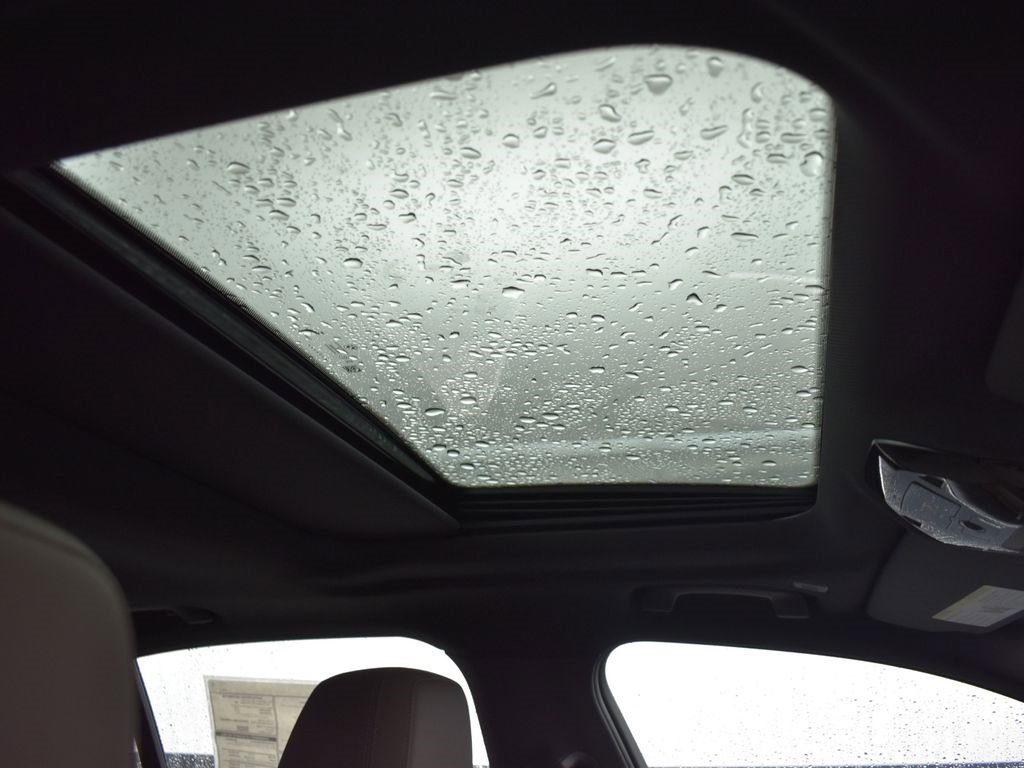 New 2026 BMW 530i w/ Premium Package image 25