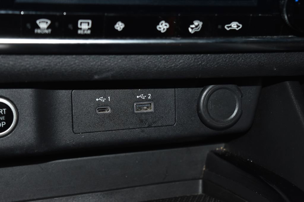 Certified 2023 Nissan Rogue SV image 14