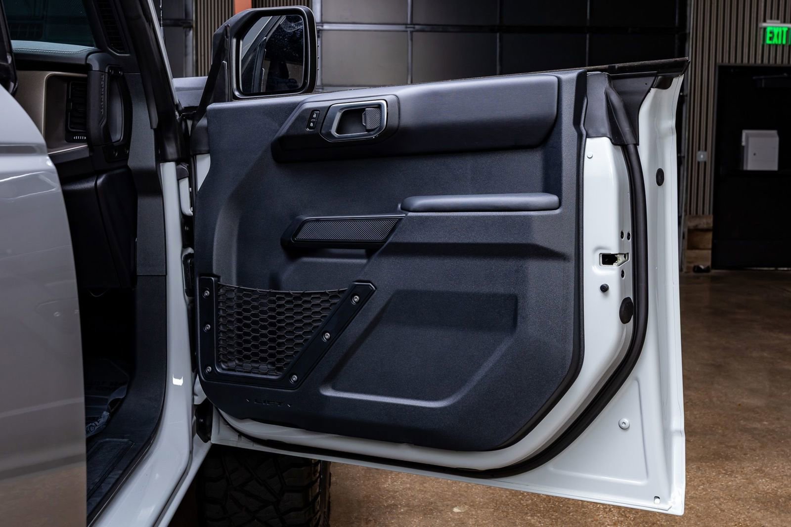 Used 2026 Ford Bronco Outer Banks image 37