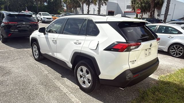 Used 2019 Toyota RAV4 XLE w/ Convenience Package AWD/4WD image 4