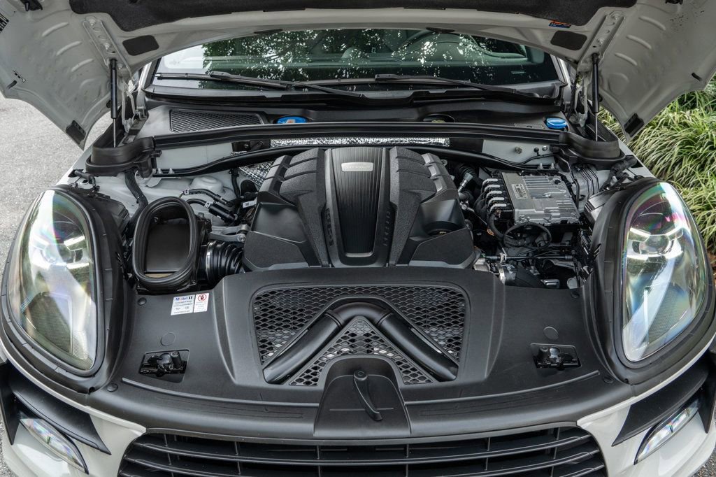 Used 2019 Porsche Macan S AWD/4WD image 34