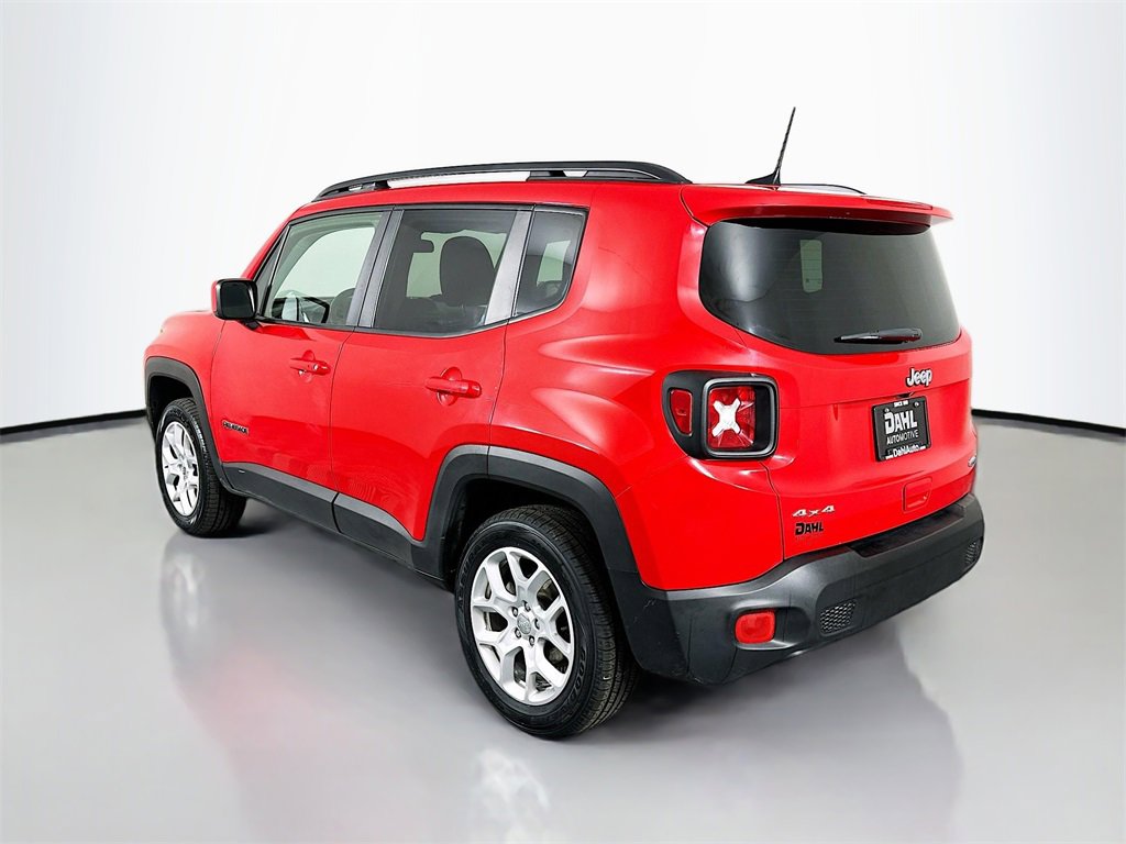 Used 2018 Jeep Renegade Latitude w/ Cold Weather Group image 8