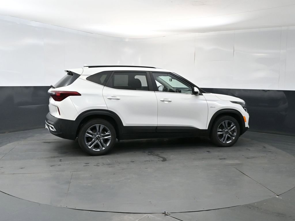 Used 2022 Kia Seltos S AWD/4WD image 6