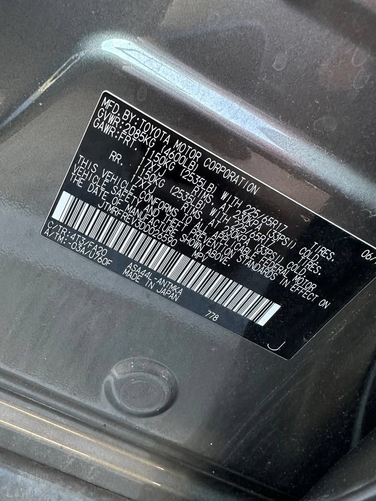 Used 2013 Toyota RAV4 XLE AWD/4WD image 5