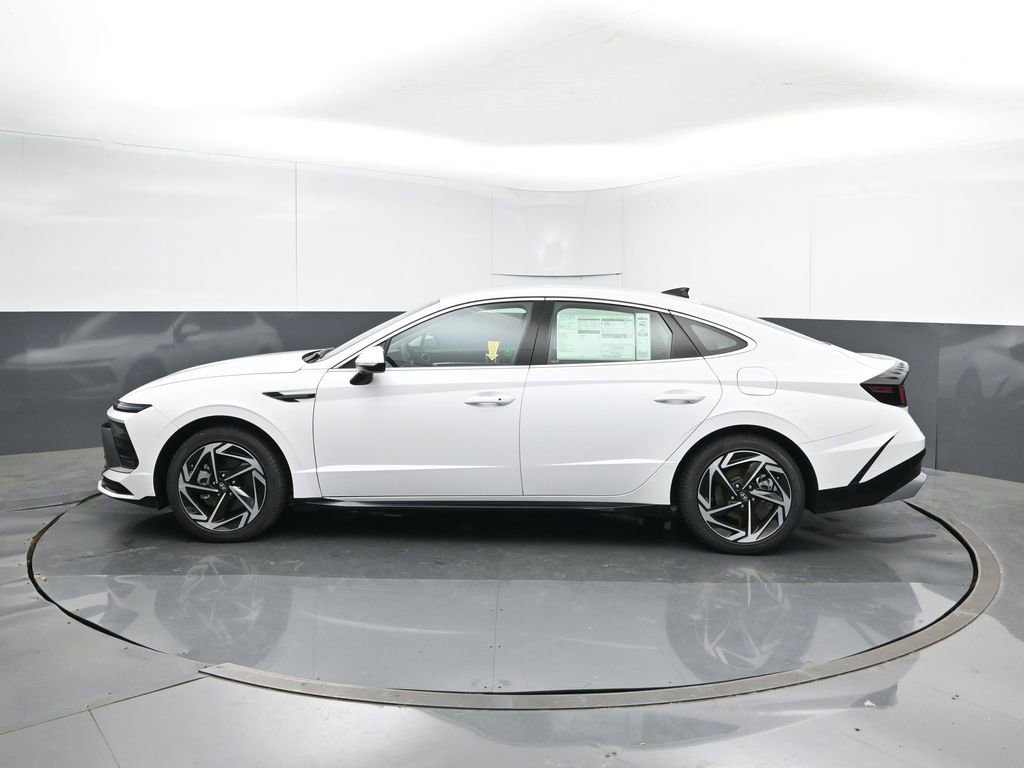 New 2026 Hyundai Sonata SEL image 3