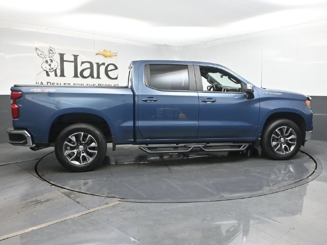 Used 2024 Chevrolet Silverado 1500 LT AWD/4WD image 41