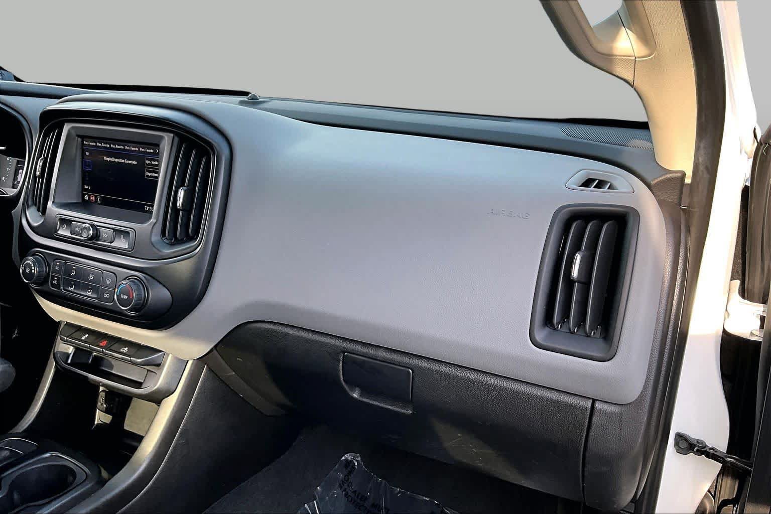 Used 2020 Chevrolet Colorado W/T w/ WT Convenience Package RWD image 15