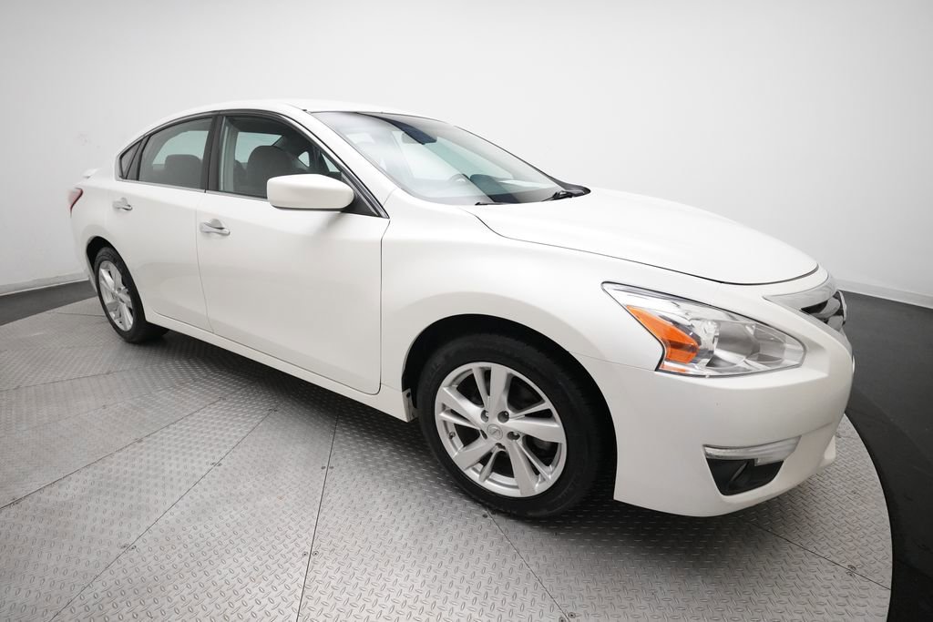 Used 2013 Nissan Altima 2.5 SV FWD image 35