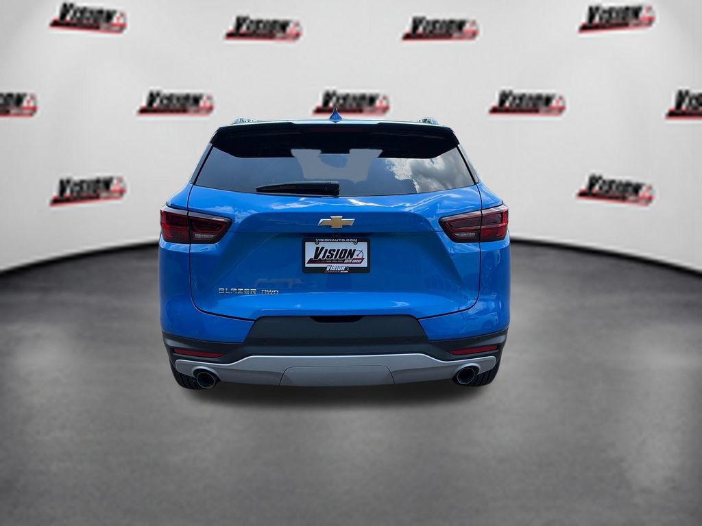Used 2026 Chevrolet Blazer LT AWD/4WD image 7