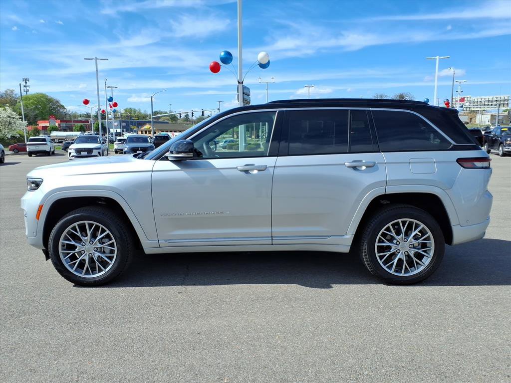 Used 2025 Jeep Grand Cherokee Summit AWD/4WD video 2