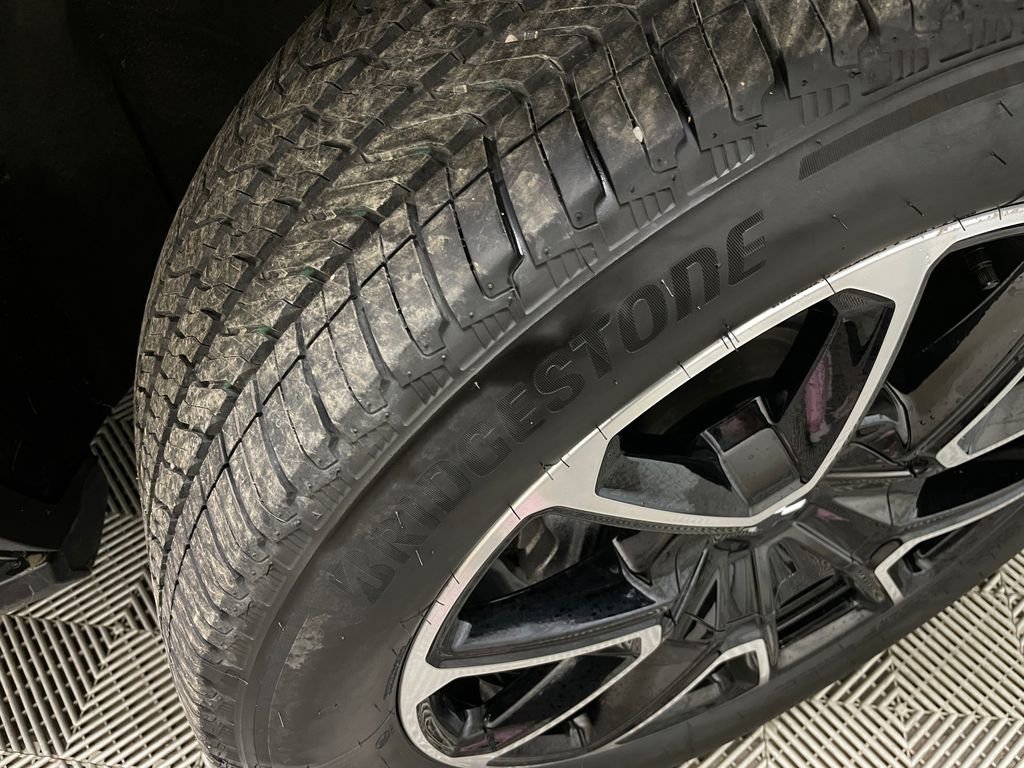 Certified 2021 Chevrolet Suburban RST w/ Luxury Package image 55