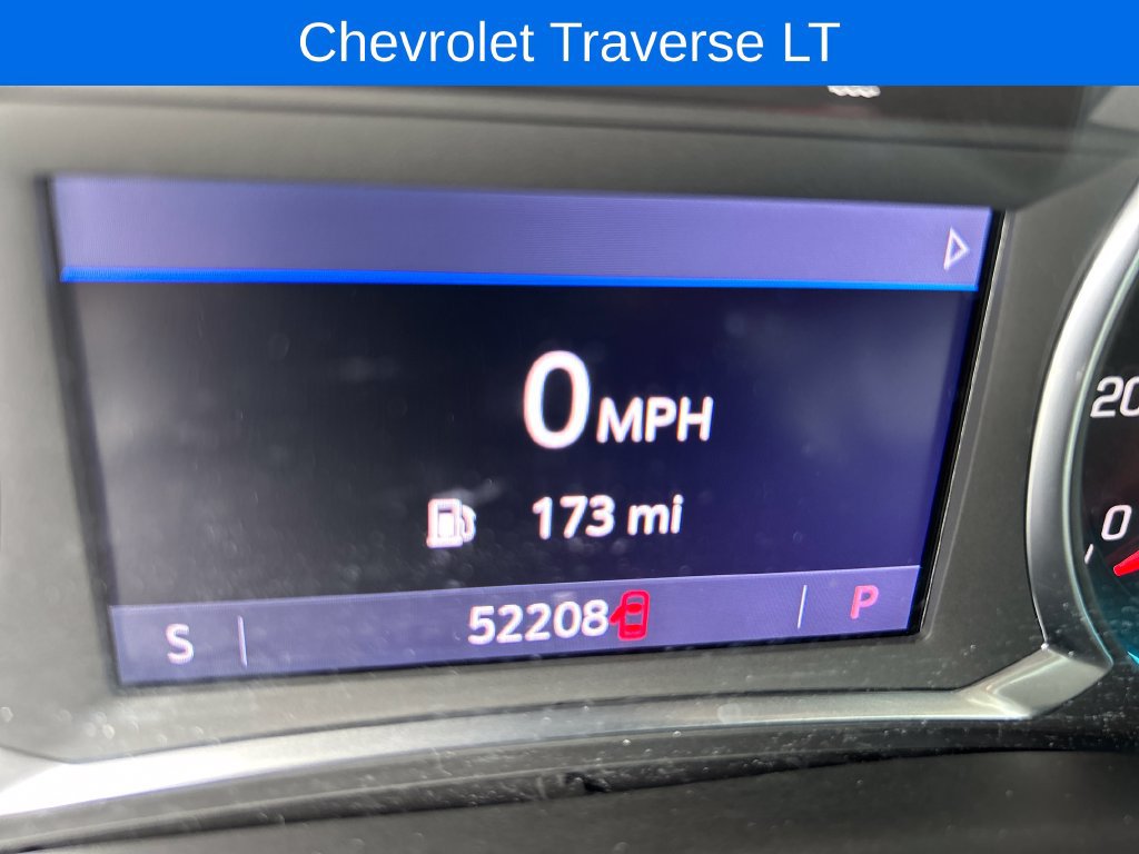 Used 2020 Chevrolet Traverse LT FWD image 18