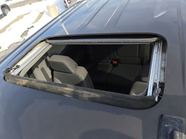 Used 2021 GMC Sierra 1500 Elevation image 3