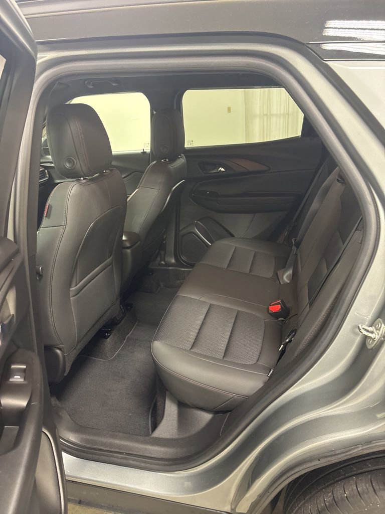 Used 2023 Chevrolet TrailBlazer RS w/ Convenience Package image 19