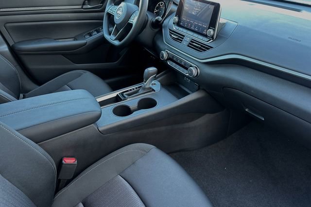 New 2025 Nissan Altima 2.5 S image 12