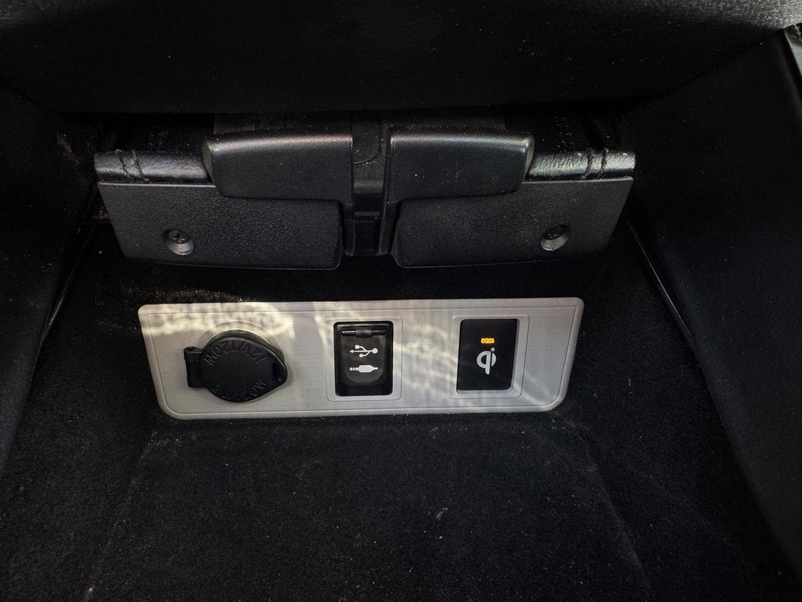 Used 2018 Toyota Avalon Limited w/ Protection Package FWD image 26