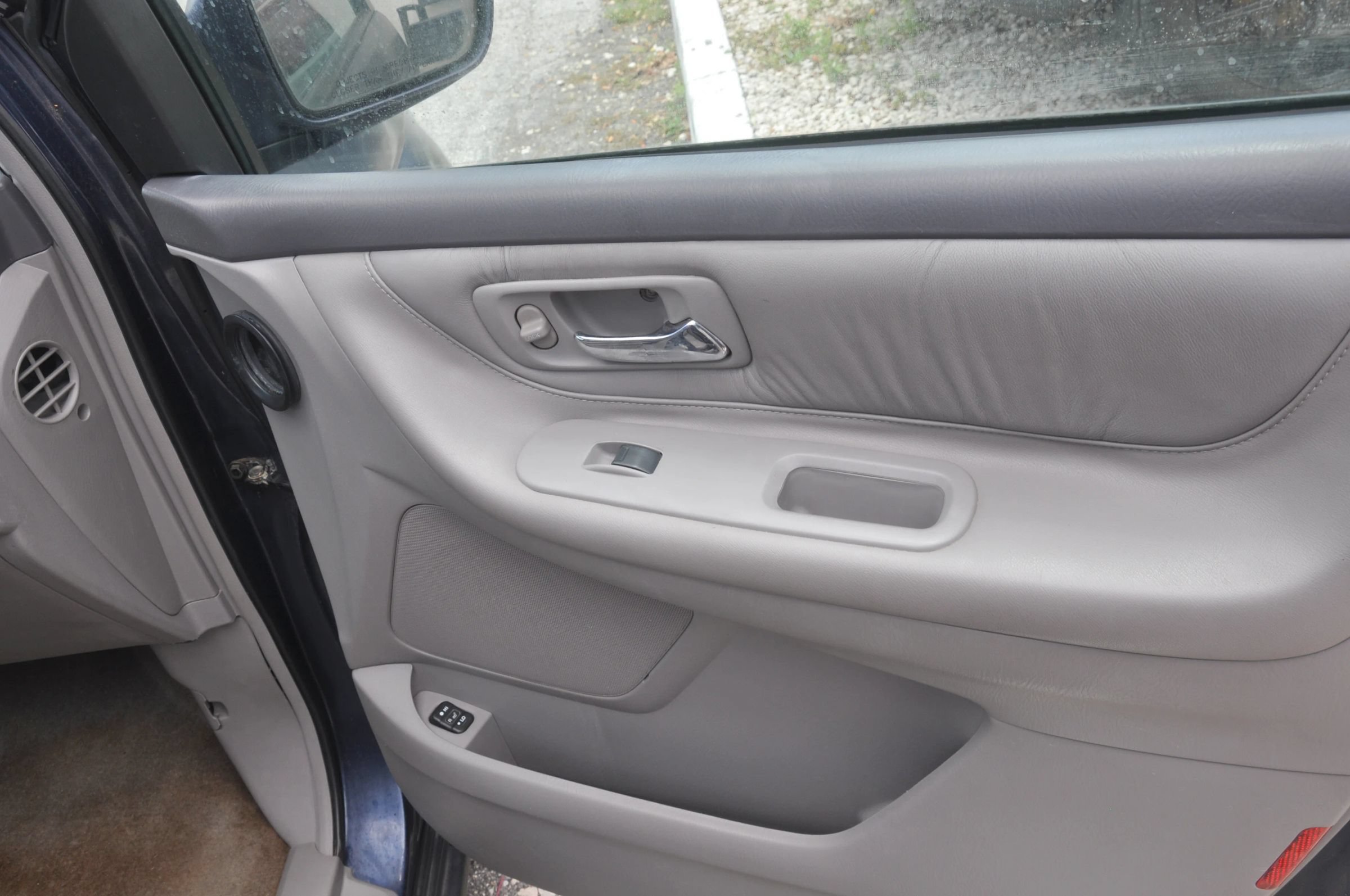 Used 2003 Honda Odyssey EX-L image 25