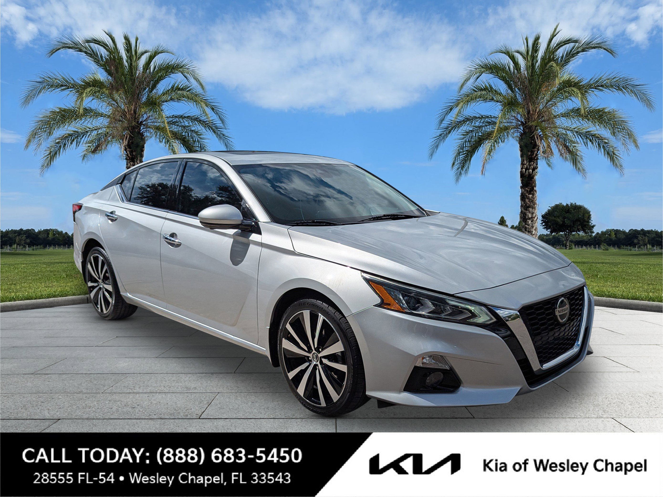 Used 2019 Nissan Altima 2.5 Platinum image 1