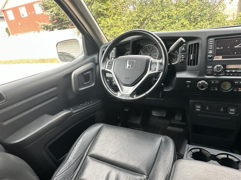 Used 2014 Honda Ridgeline SE image 8
