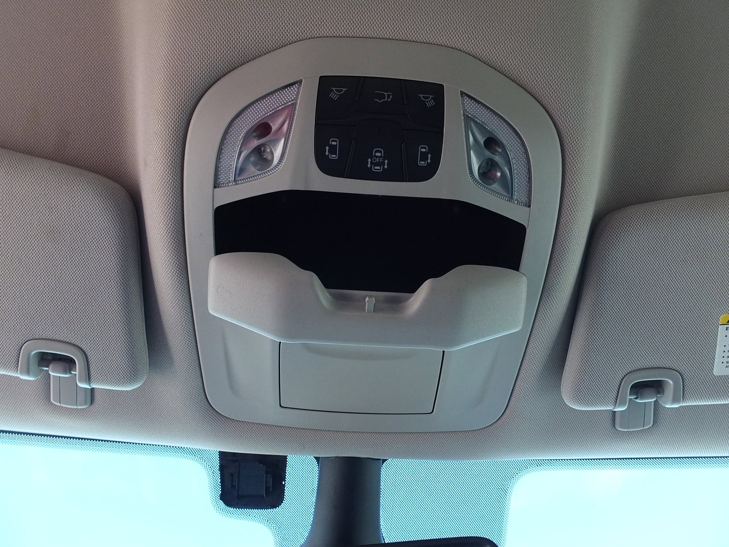 Used 2023 Chrysler Pacifica Touring-L image 30