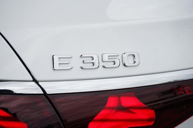 New 2026 Mercedes-Benz E 350 4MATIC Sedan image 10