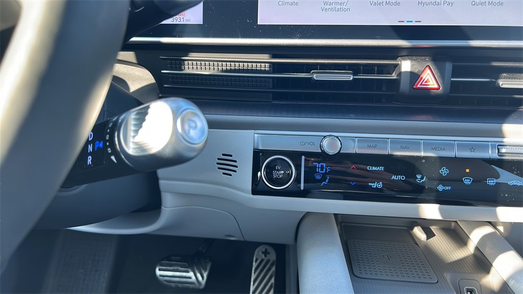 New 2024 Hyundai Ioniq 6 Limited image 25