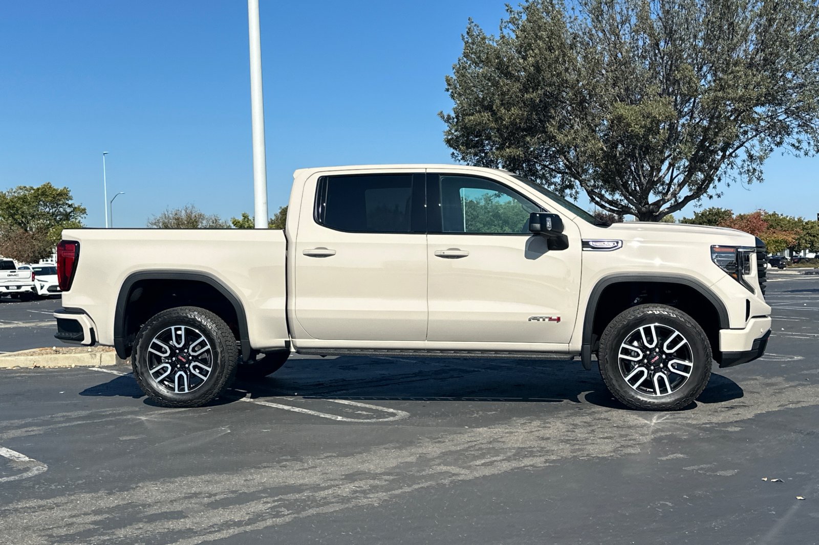 Used 2026 GMC Sierra 1500 AT4 w/ AT4 Premium Package AWD/4WD image 3