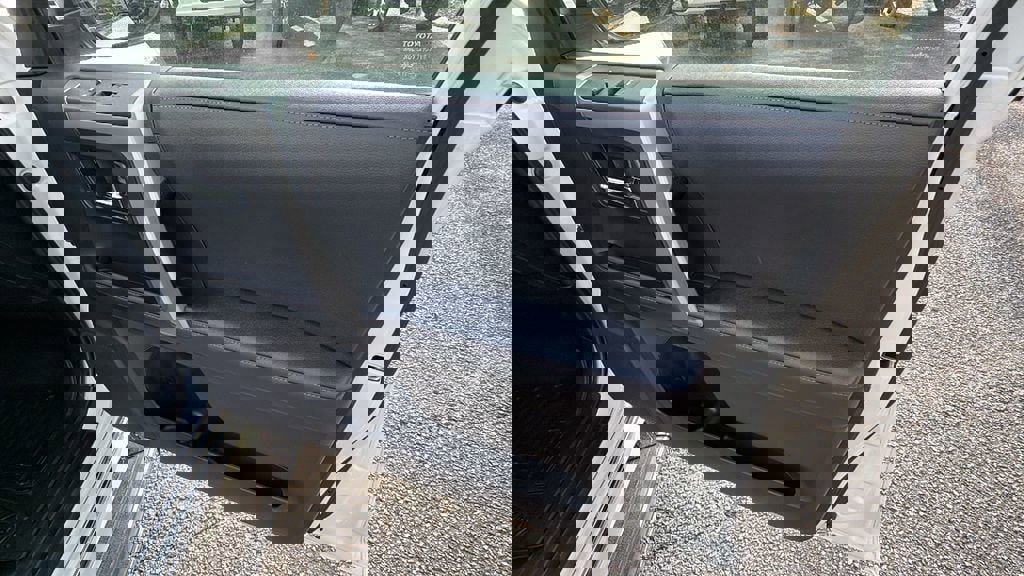 Used 2021 Toyota 4Runner Limited image 16