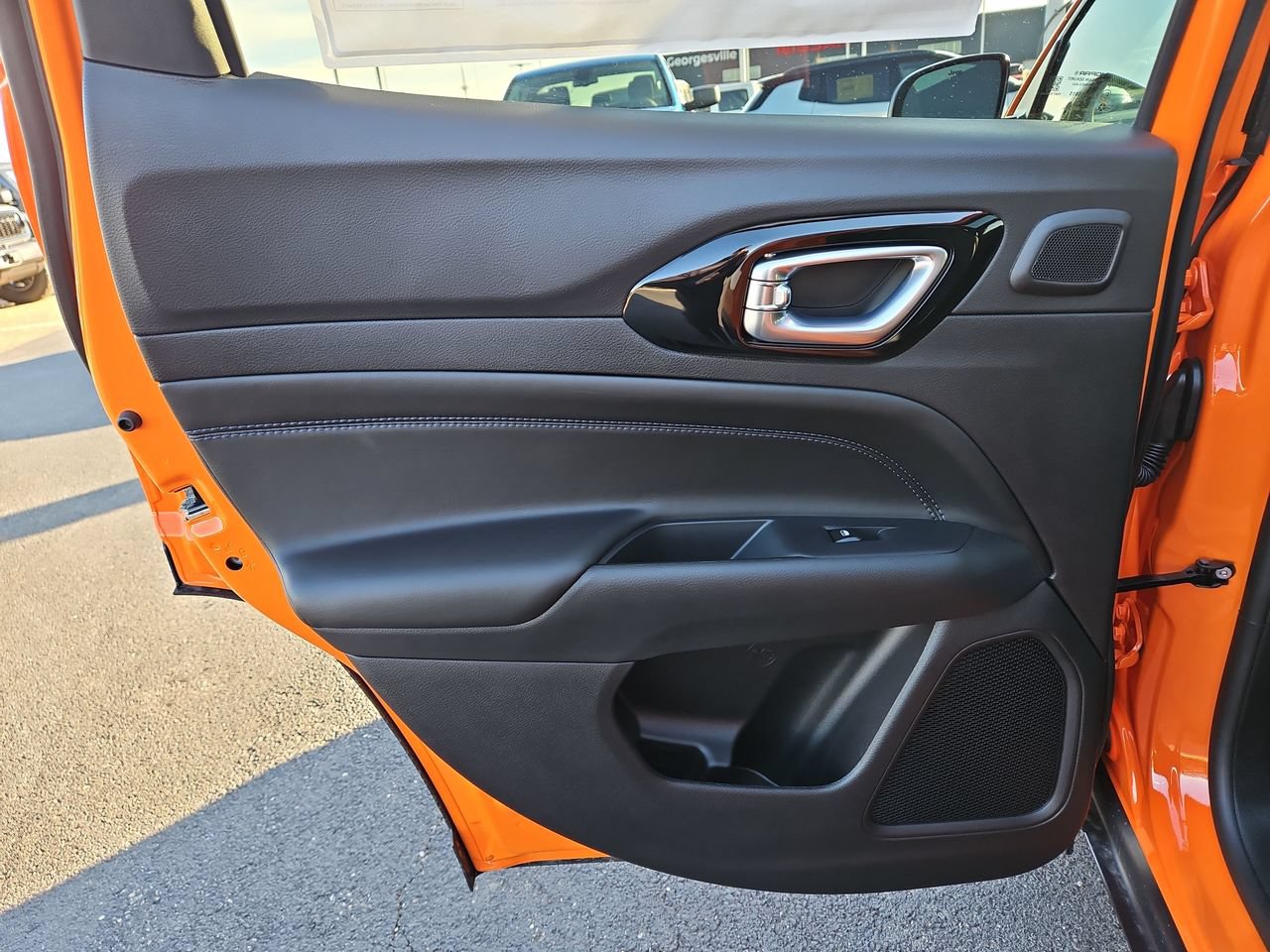 New 2026 Jeep Compass Latitude w/ Sun and Sound Group AWD/4WD image 14