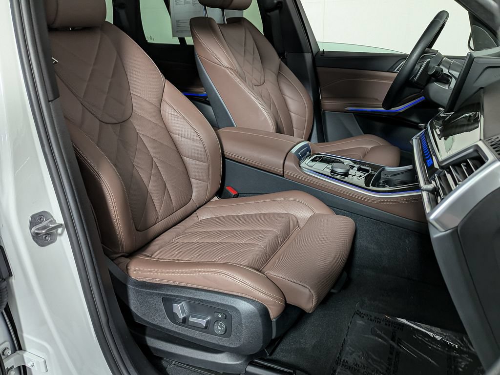 Certified 2024 BMW X5 xDrive40i w/ Premium Package AWD/4WD image 29
