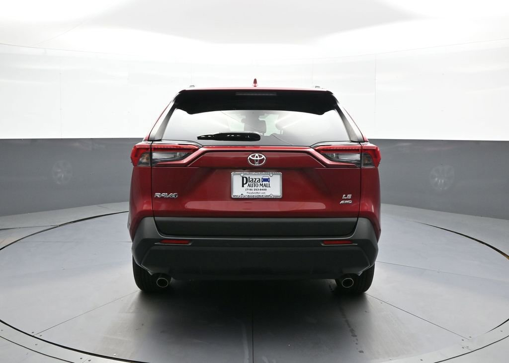 Used 2020 Toyota RAV4 LE AWD/4WD image 7