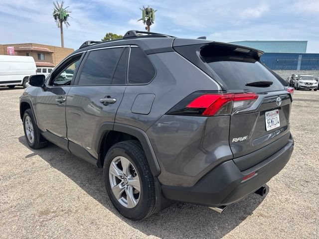 Used 2023 Toyota RAV4 LE AWD/4WD image 6
